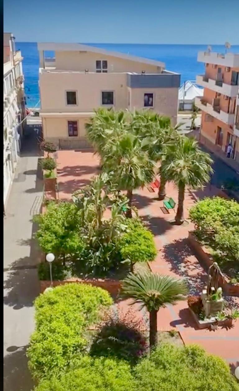 Hotel Sylesia Letoianni Exterior foto