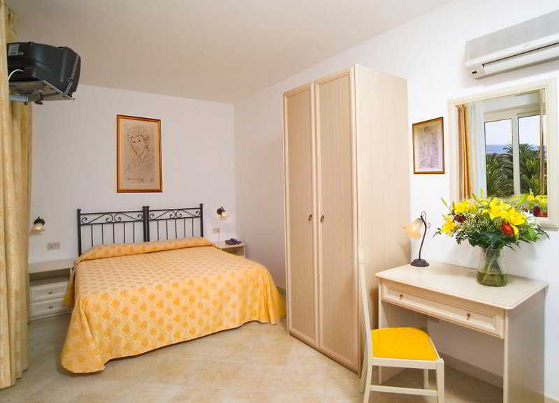 Hotel Sylesia Letoianni Exterior foto