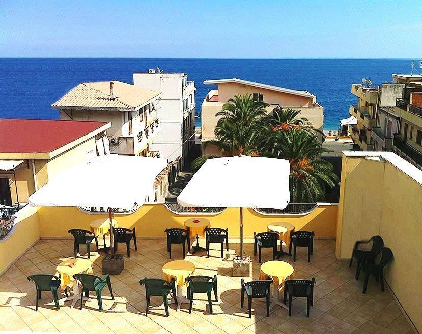 Hotel Sylesia Letoianni Exterior foto